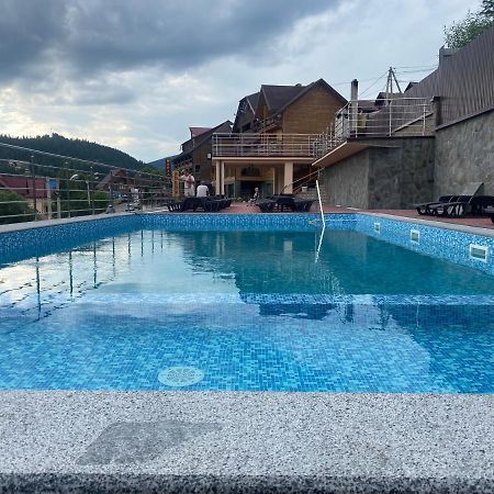 Greku Hotel Bukovel Exterior photo